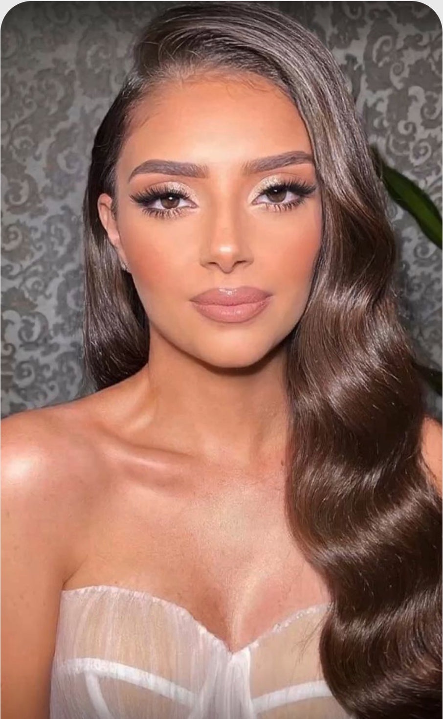 #4 MEDIUM BROWN PURE REMY TAPE HAIR EXTENSIONS