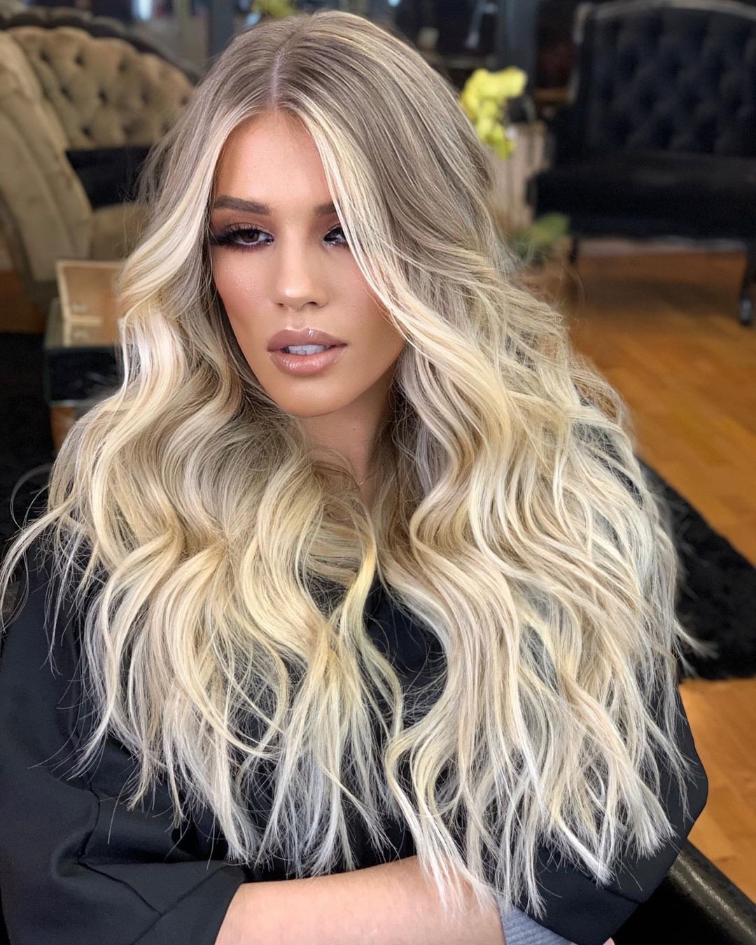 DARK ASH BLONDE ROOT TO LIGHT BALAYAGE