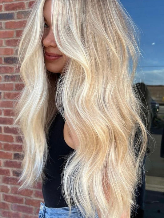 #18/613 "RHODEO DRIVE" ASH BLONDE TO BLONDE BALAYAGE WEFT