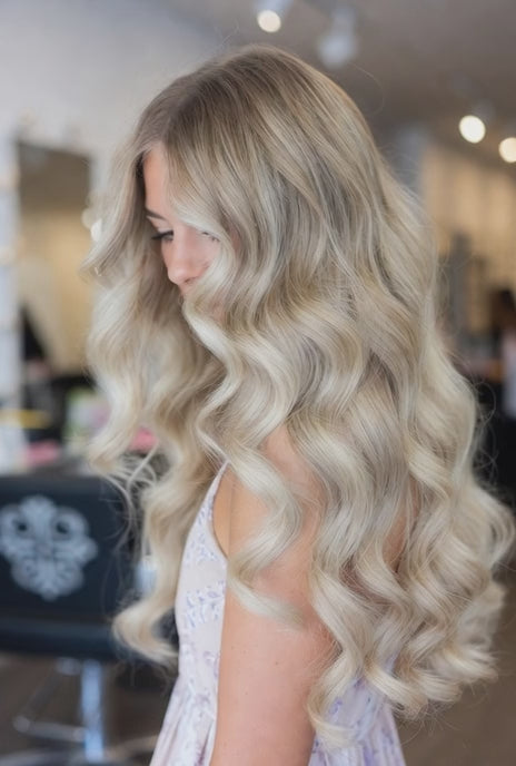 RUSSIAN #18/613 ASH BLONDE HIGHLIGHT WAVY TAPE HAIR EXTENSIONS